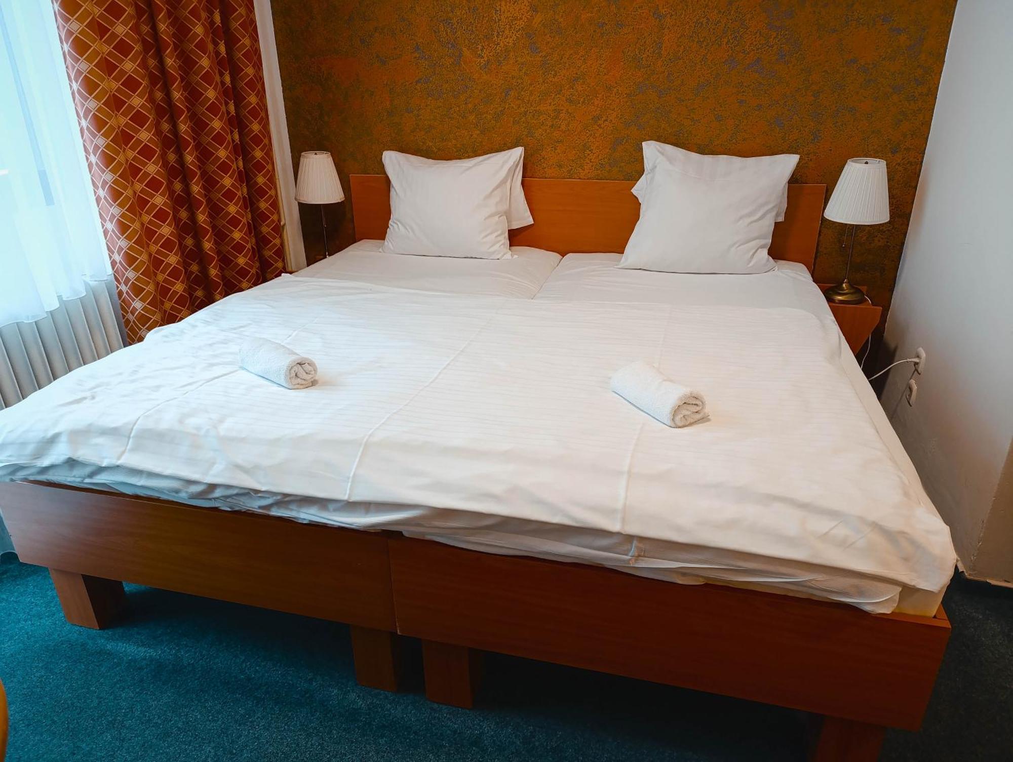 Hotel Esprit Špindlerŭv Mlýn Luaran gambar